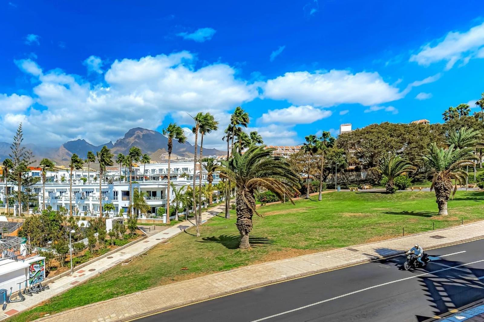 Apartment On Pinta Beach Costa Adeje  Ngoại thất bức ảnh